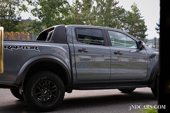 Ford Ranger Raptor 6 of 21