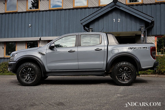 Ford Ranger Raptor 8 of 21