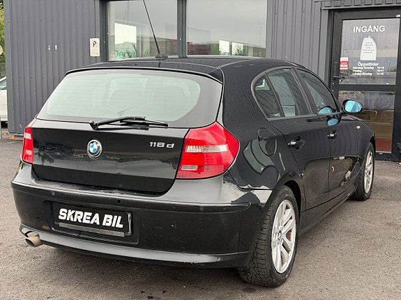 BMW 118d 7 of 14