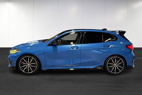 BMW M135i 7 of 23