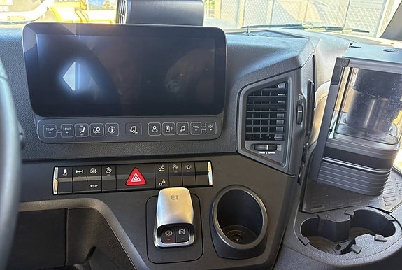 Mercedes-Benz Actros 2651 F Plus 510 hk BigSpace 6x2, 2023 9 of 12