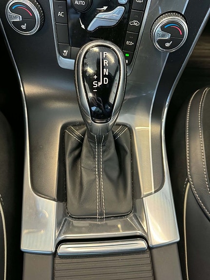 Volvo V60 20 of 26