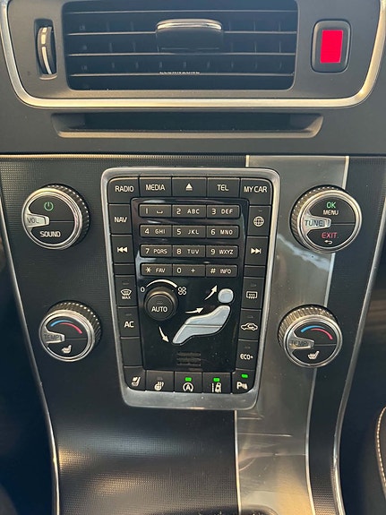 Volvo V60 18 of 26