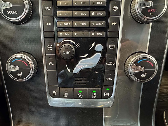 Volvo V60 14 of 26