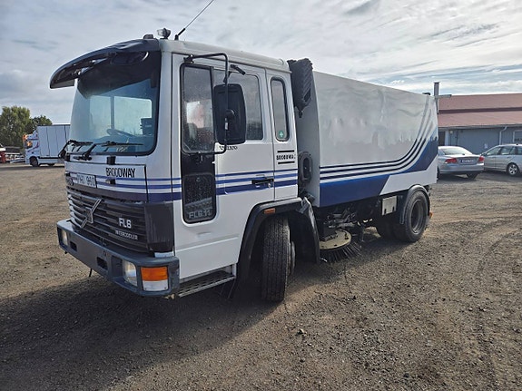 Volvo FL 611 2 of 4