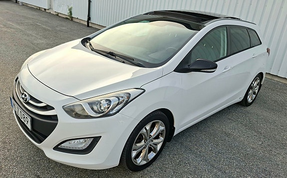 Hyundai i30 10 of 15