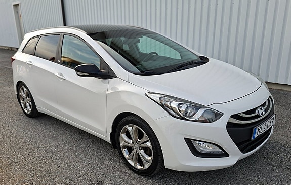 Hyundai i30 4 of 15