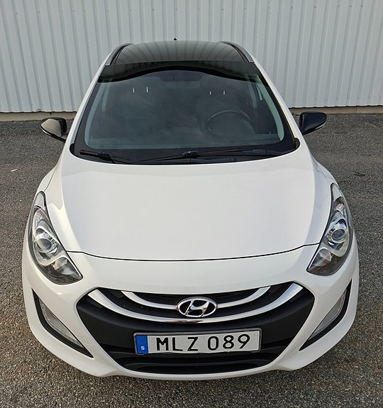 Hyundai i30 7 of 15