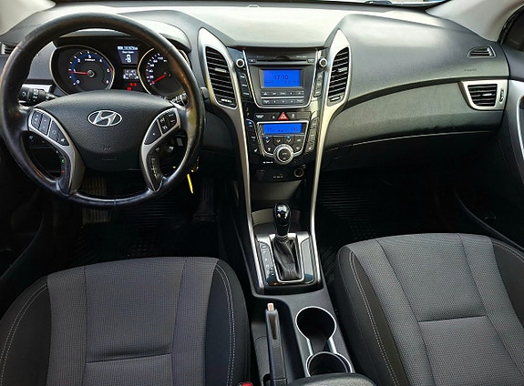 Hyundai i30 12 of 15