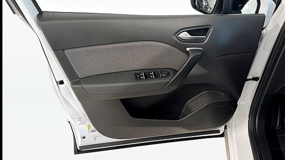 Renault Captur 11 of 22