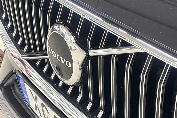 Volvo XC60 18 of 21
