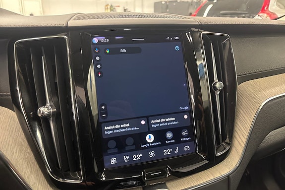 Volvo XC60 15 of 21