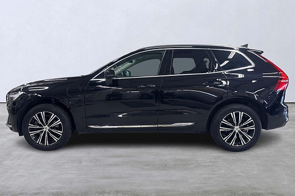 Volvo XC60 2 of 21