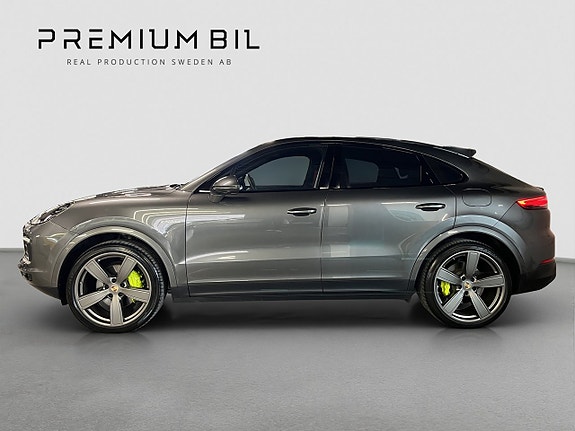 Porsche Cayenne 4 of 30