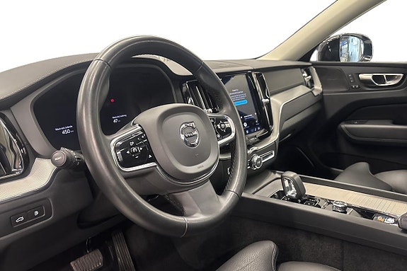 Volvo XC60 8 of 22