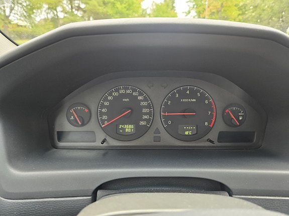 Volvo S60 11 of 11