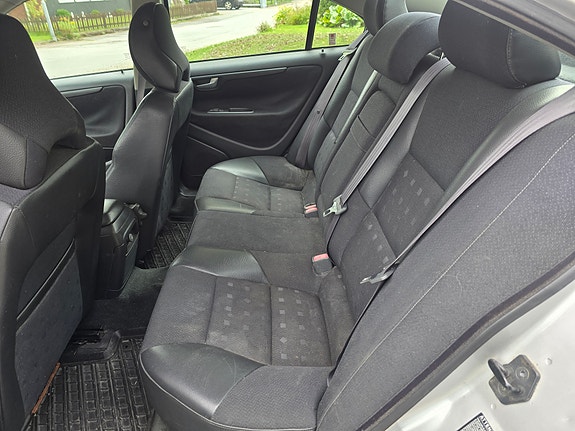 Volvo S60 8 of 11
