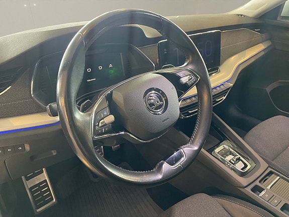 Skoda Octavia Scout 10 of 13