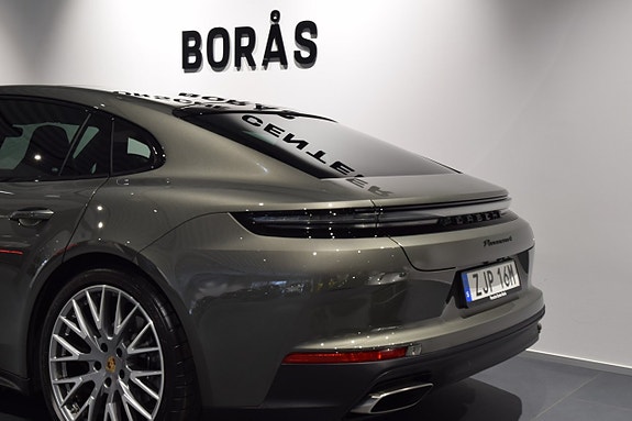 Porsche Panamera 4 5 of 18