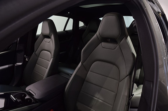 Porsche Panamera 4 9 of 18
