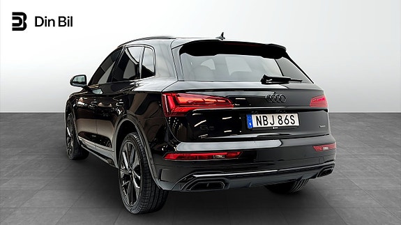 Audi Q5 3 of 17