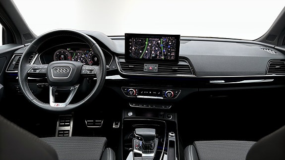 Audi Q5 10 of 17