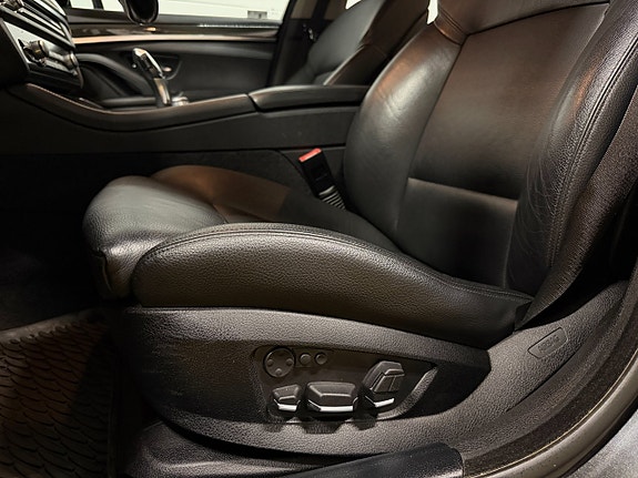 BMW 523i 20 of 30