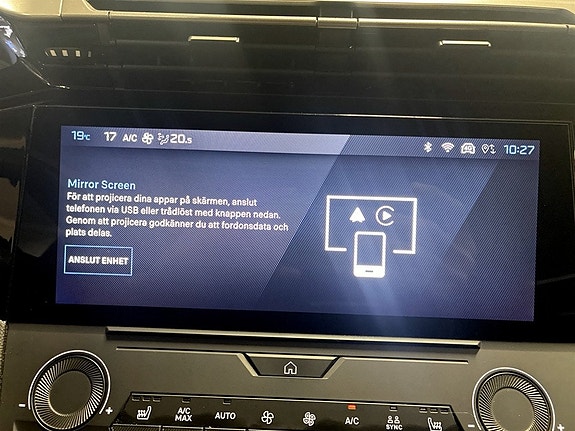 Peugeot 308 SW 10 of 19
