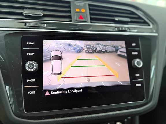 Volkswagen Tiguan 15 of 20