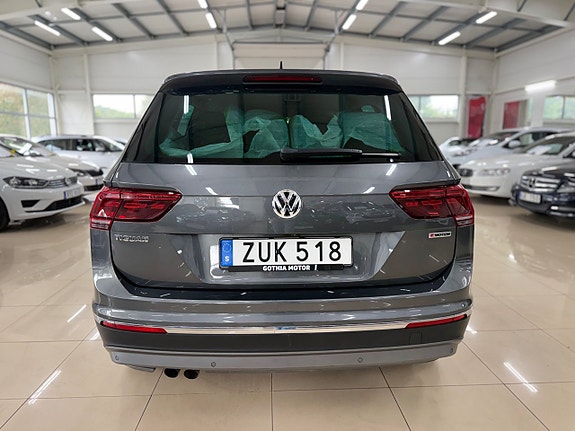 Volkswagen Tiguan 5 of 20