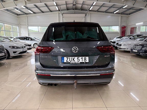 Volkswagen Tiguan 14 of 20