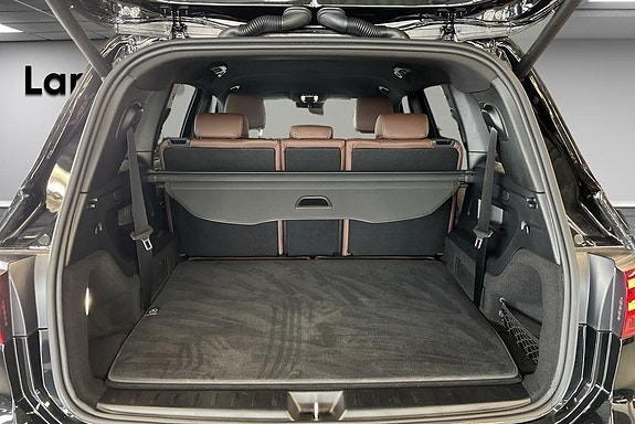 Mercedes-Benz GLB200 14 of 22