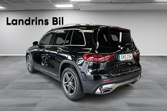 Mercedes-Benz GLB200 6 of 22
