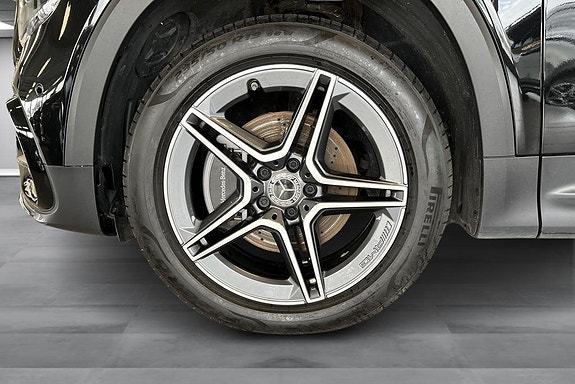 Mercedes-Benz GLB200 21 of 22