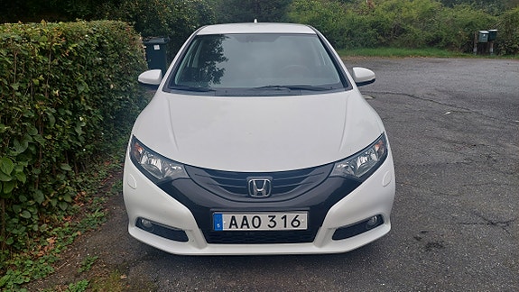 Honda Civic 2 of 8