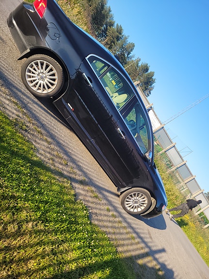 Volvo S80 2 of 4