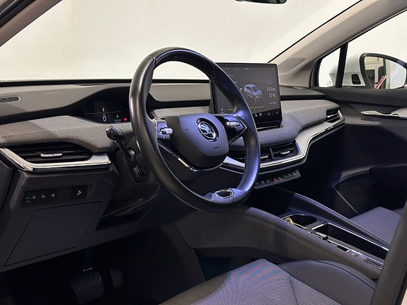 Skoda Enyaq 8 of 27
