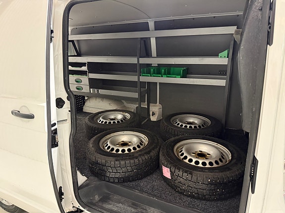 Volkswagen Transporter 13 of 18