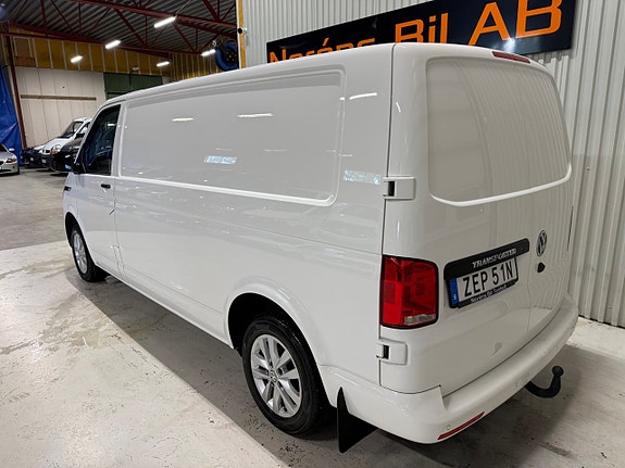 Volkswagen Transporter 3 of 18