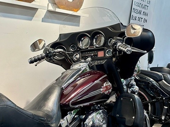 Harley-Davidson FLHTCU Ultra Glide i Toppskick! 4 of 6