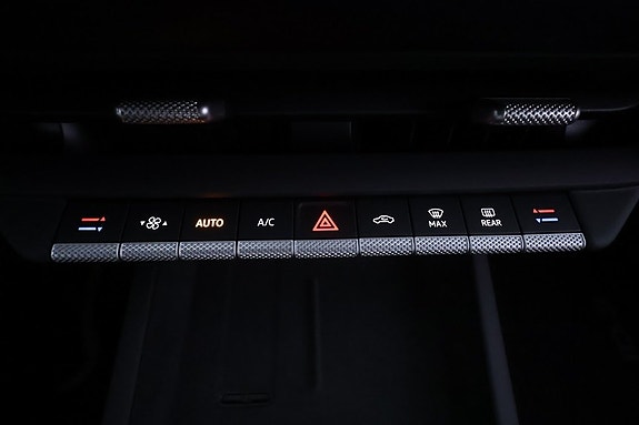 Volkswagen ID.3 Neo 21 of 23