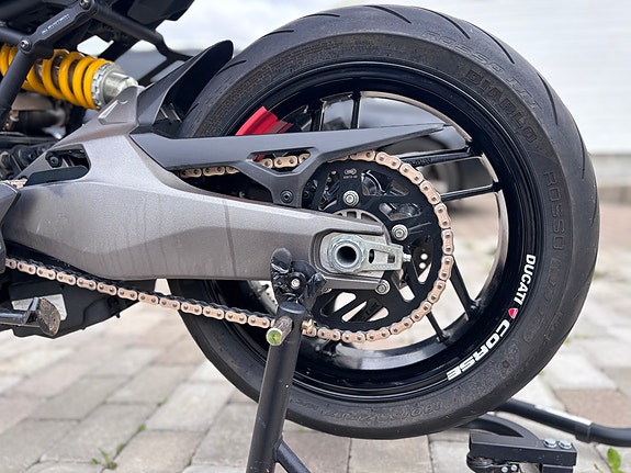 Ducati Monster 821 Stealth 6 of 7