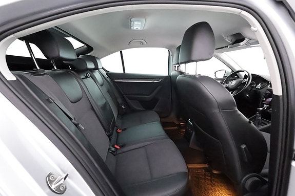 Skoda Octavia 11 of 22