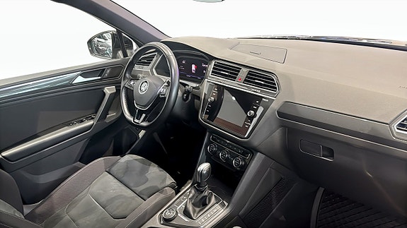 Volkswagen Tiguan 11 of 14