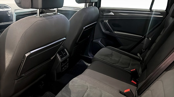 Volkswagen Tiguan 12 of 14