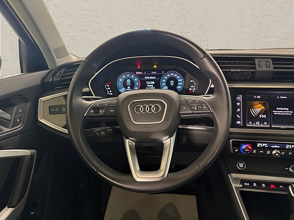 Audi Q3 5 of 7