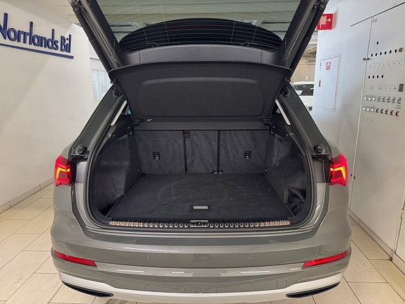 Audi Q3 7 of 7