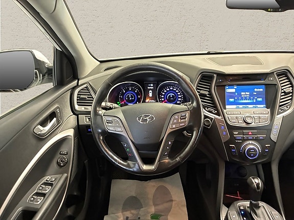 Hyundai Santa Fe 6 of 7