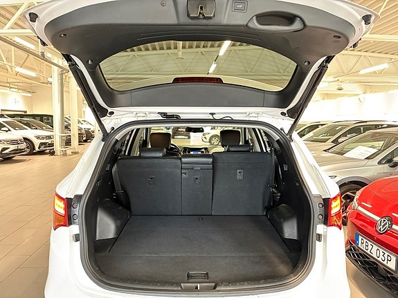 Hyundai Santa Fe 4 of 7