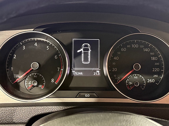 Volkswagen Golf I 17 of 20